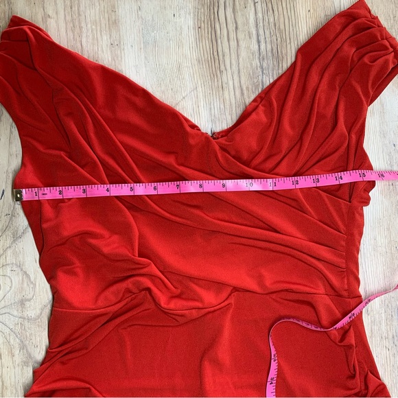 Ruched Bodycon Dress - Picture 14 of 16